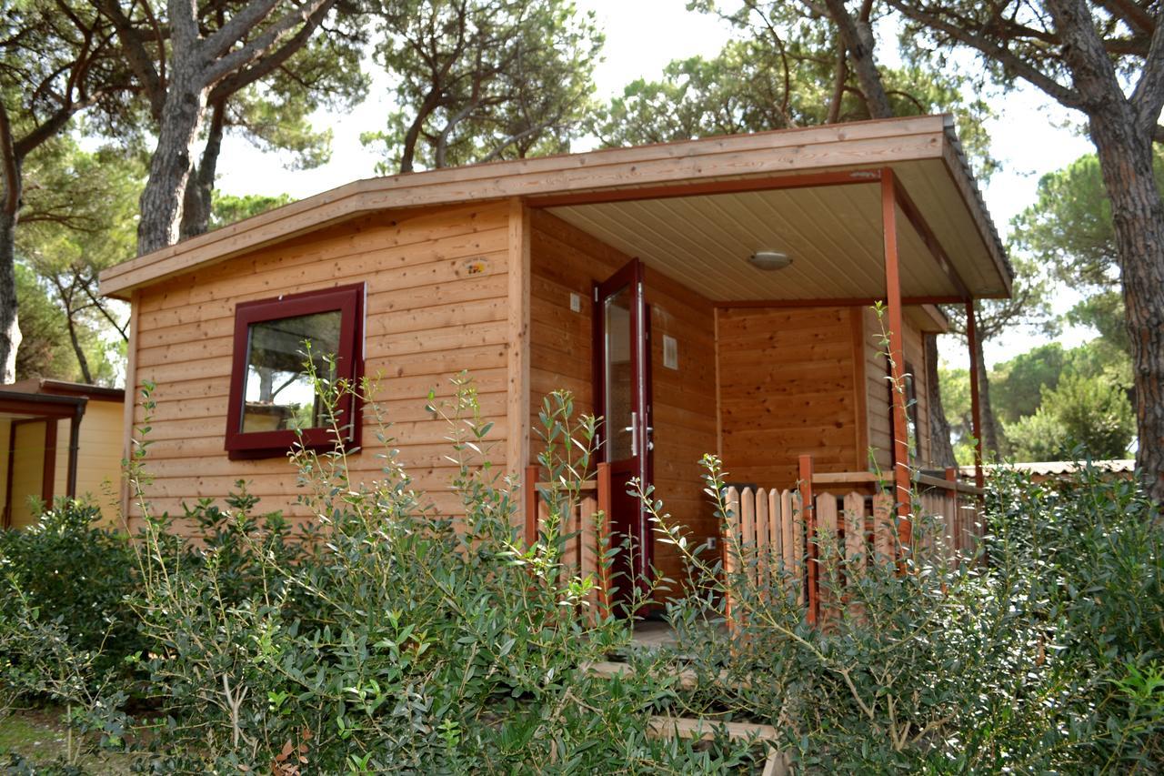 Le Esperidi Camping Ecoresort Marina Di Bibbona Exterior photo